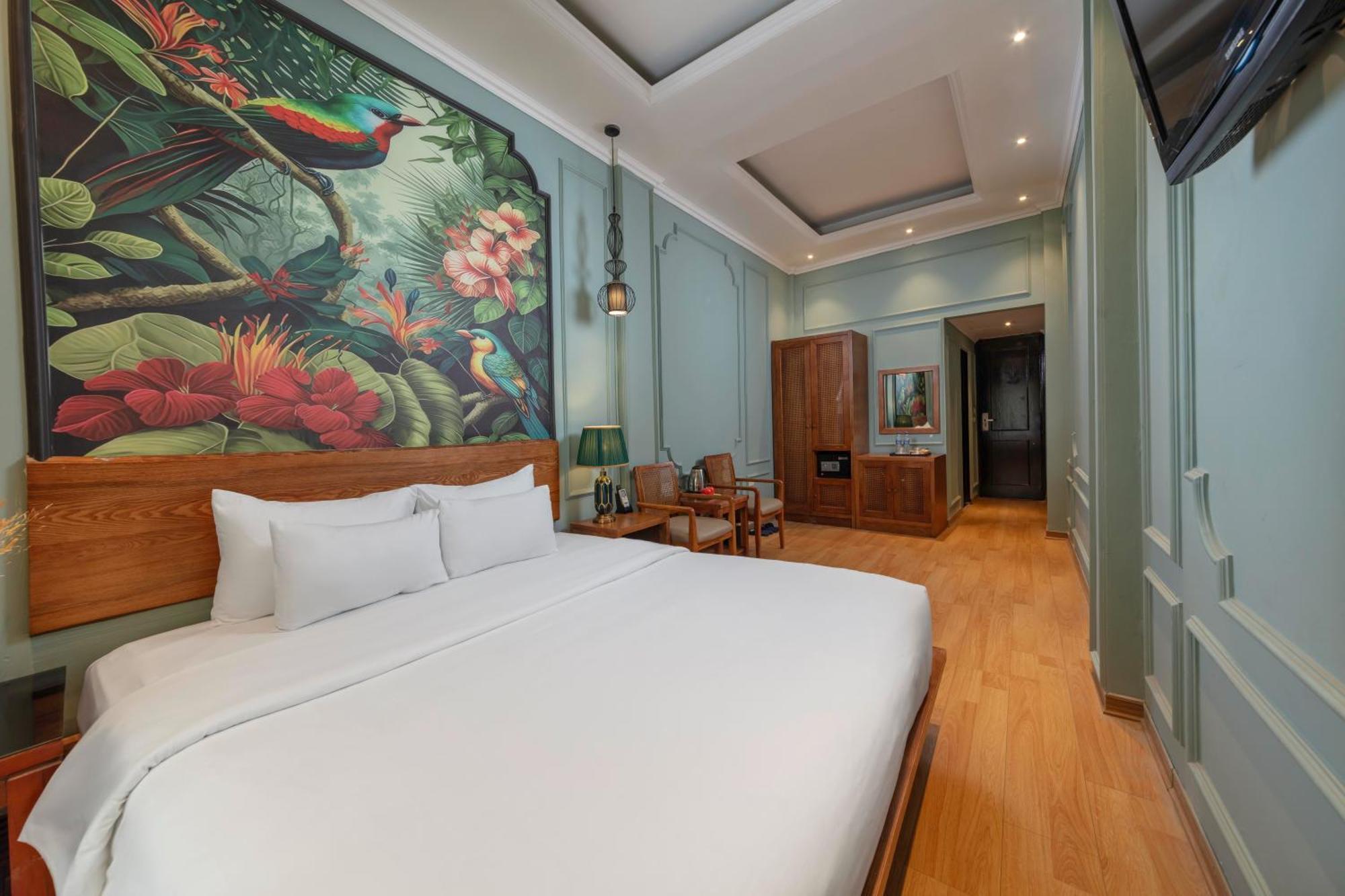 Madelise Amica Hotel And Travel Hanoi Exterior photo