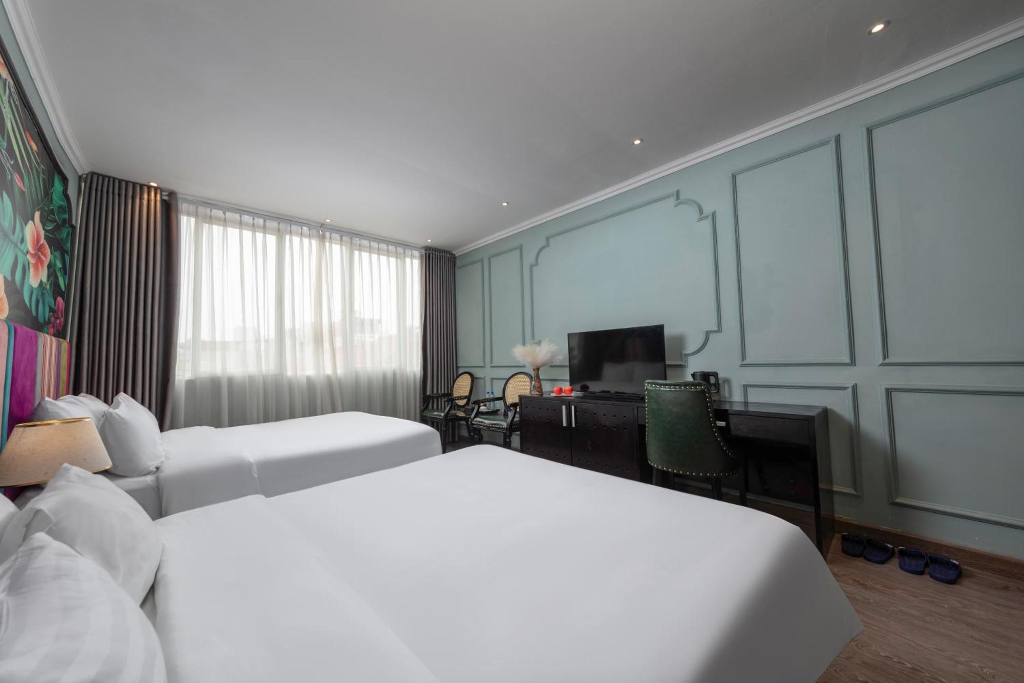 Madelise Amica Hotel And Travel Hanoi Exterior photo